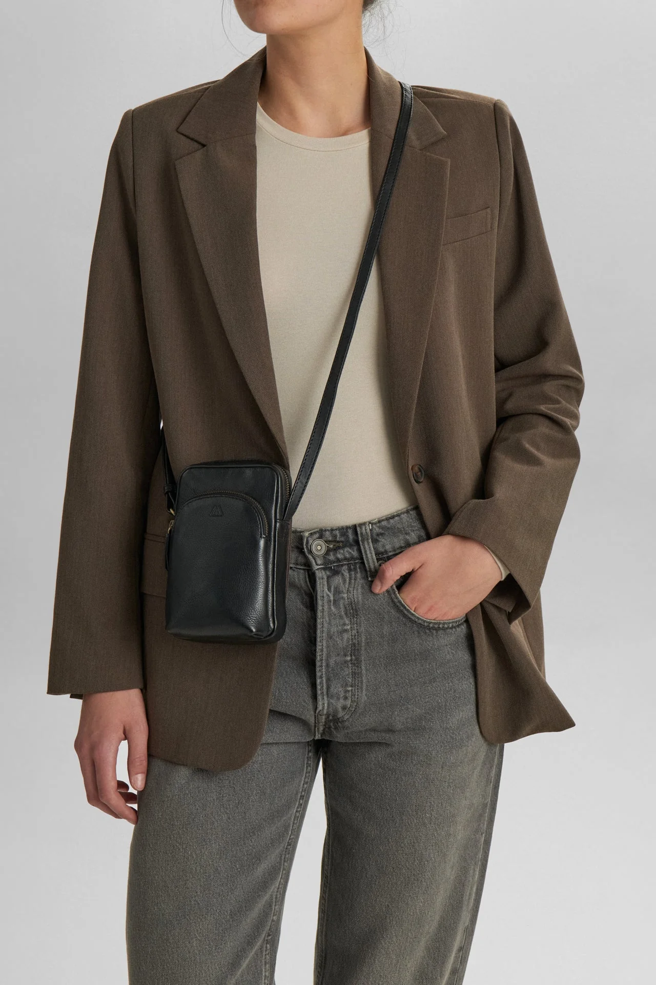 AiryMBG Phone Bag, Soft Vintage - Image 3