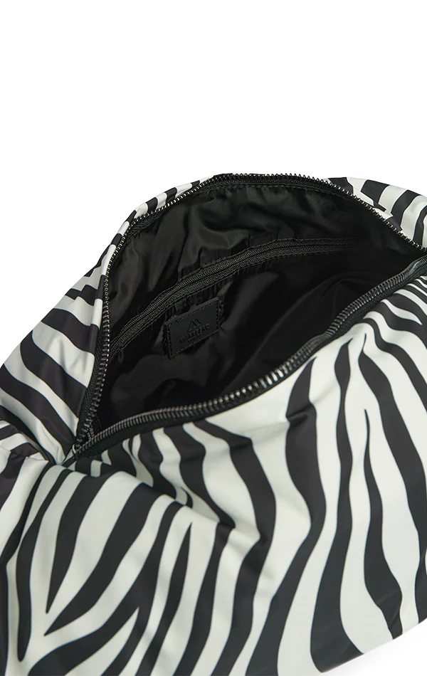 AlpineMBG Crossbody Bag, Recycled - Image 4