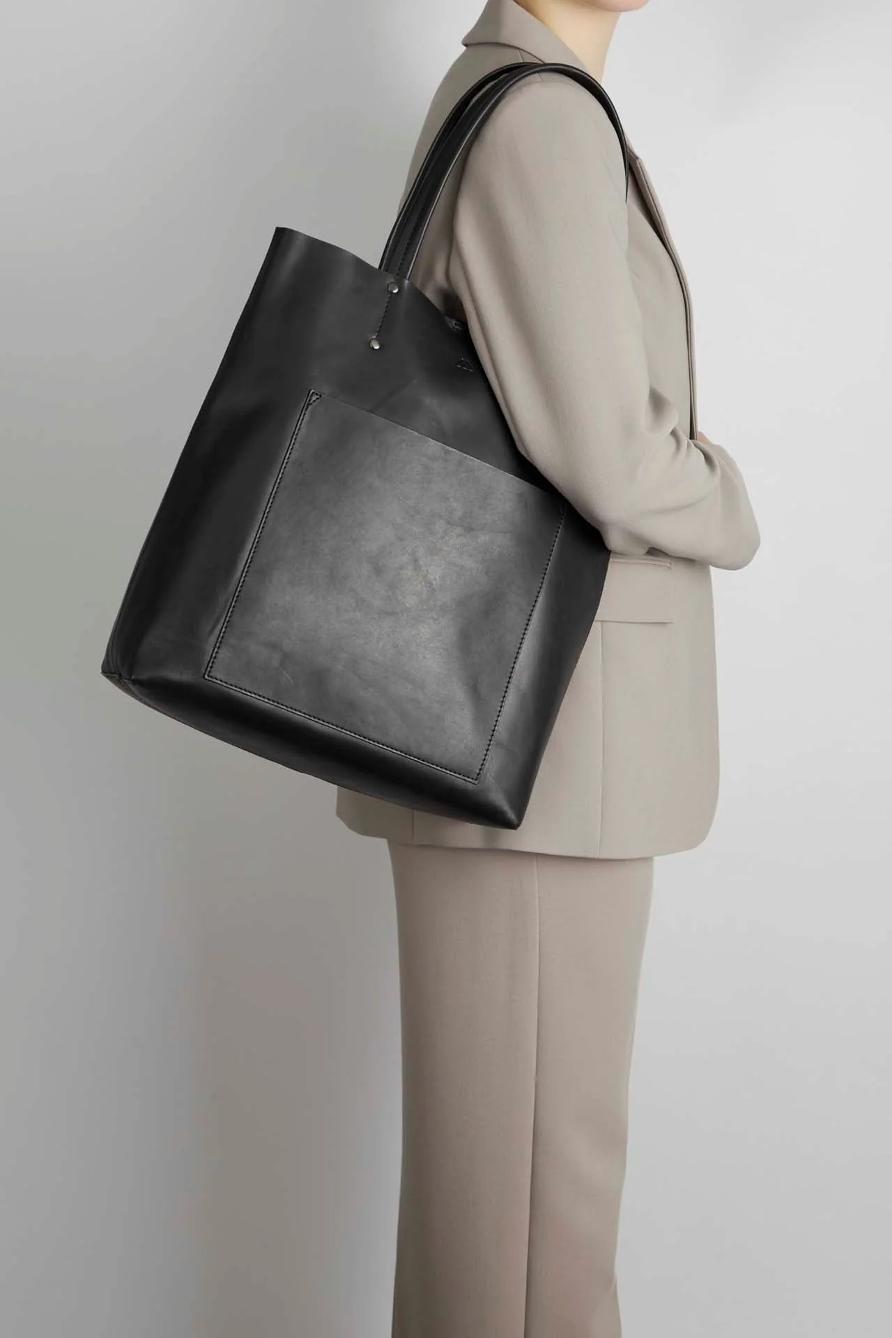 AntonellaMBG Shopper, Antique - Image 5