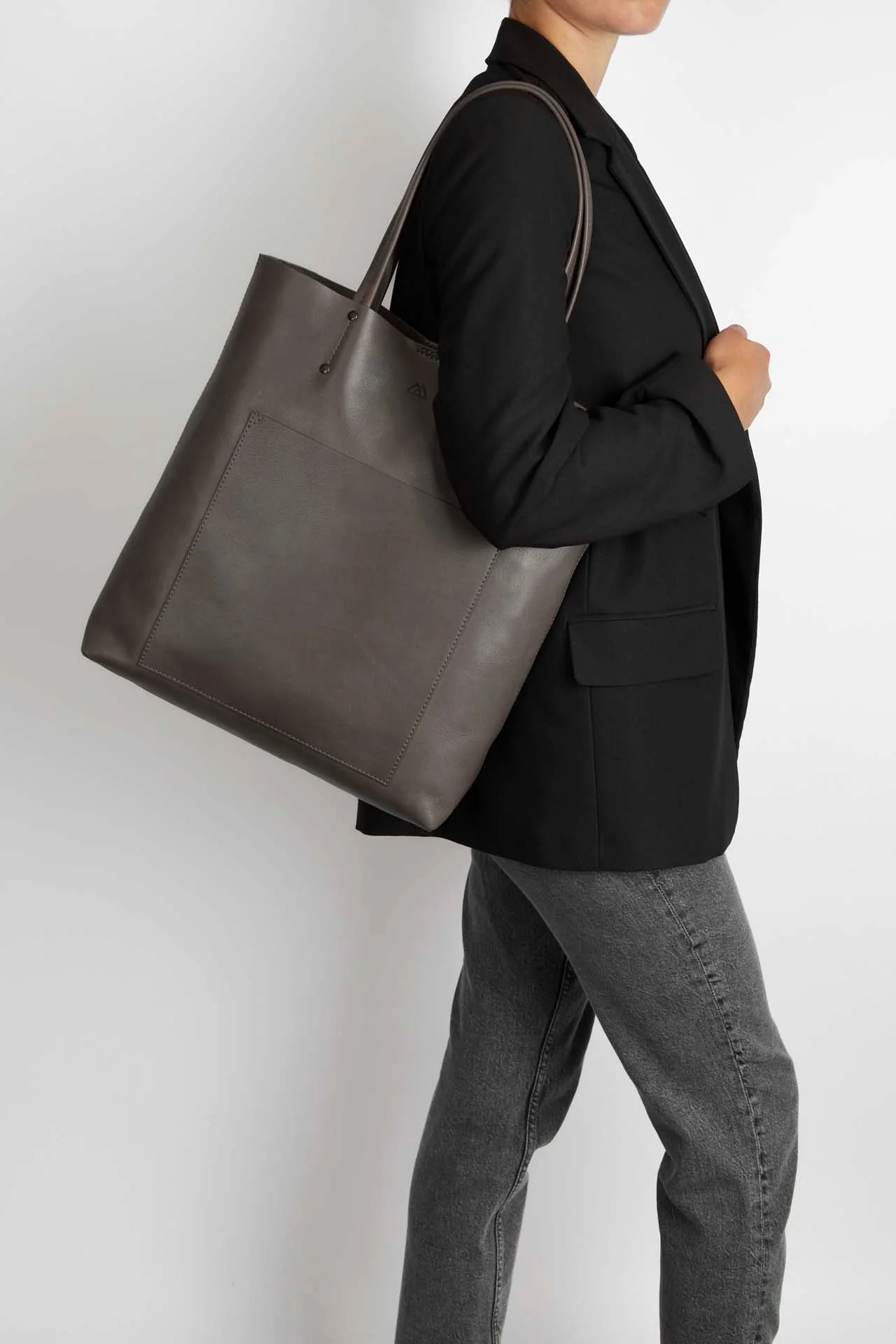 AntonellaMBG Shopper, Antique - Image 3