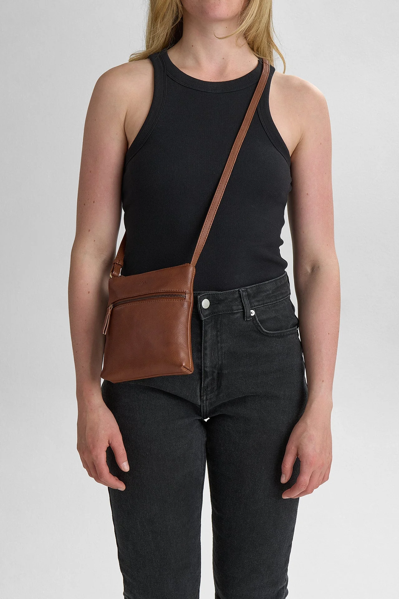 ArloMBG Crossbody Bag, Soft Vintage - Image 2