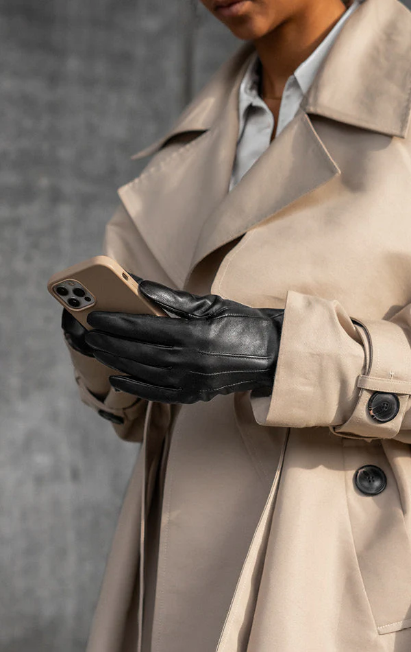 CariannaMBG Gloves - Image 3