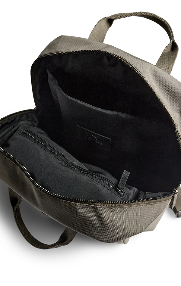 DarlaMBG Backpack, Monochrome - Image 7