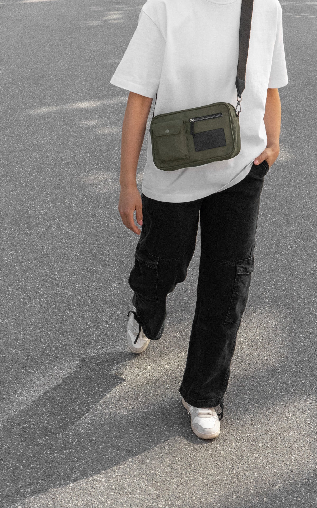 DarlaMBG Crossbody Bag, Recycled - Image 3