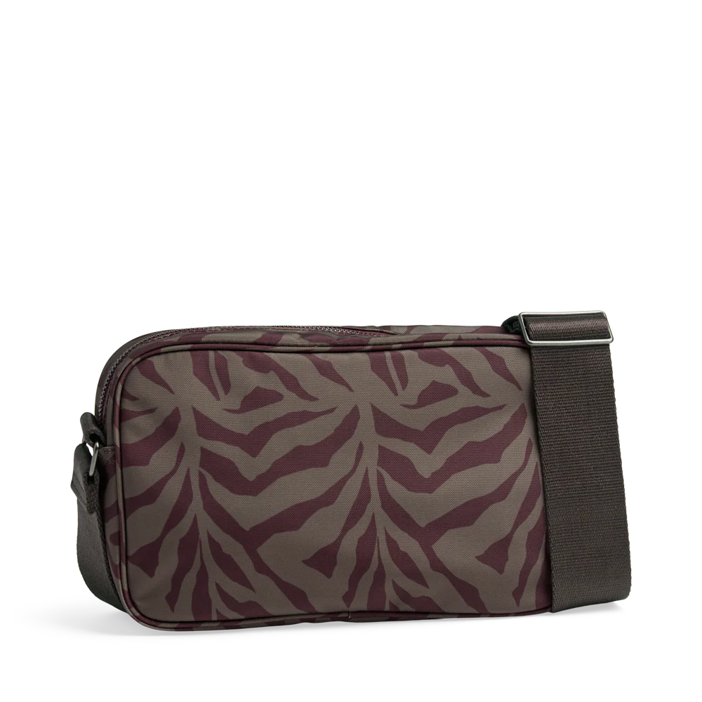 DarlaMBG Crossbody Bag, Monochrome - Image 7