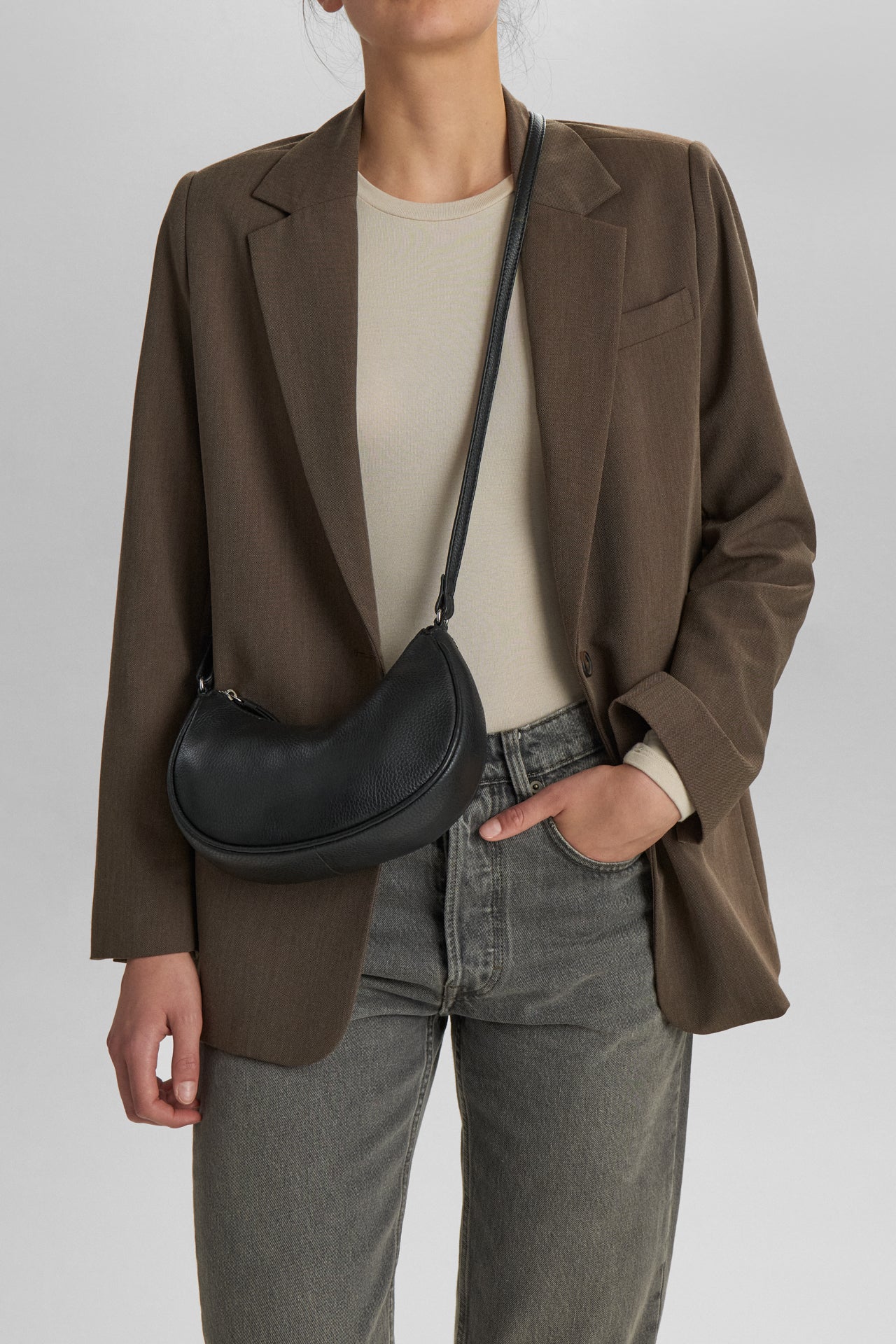 DenelaMBG Crossbody Bag, Grain - Image 2