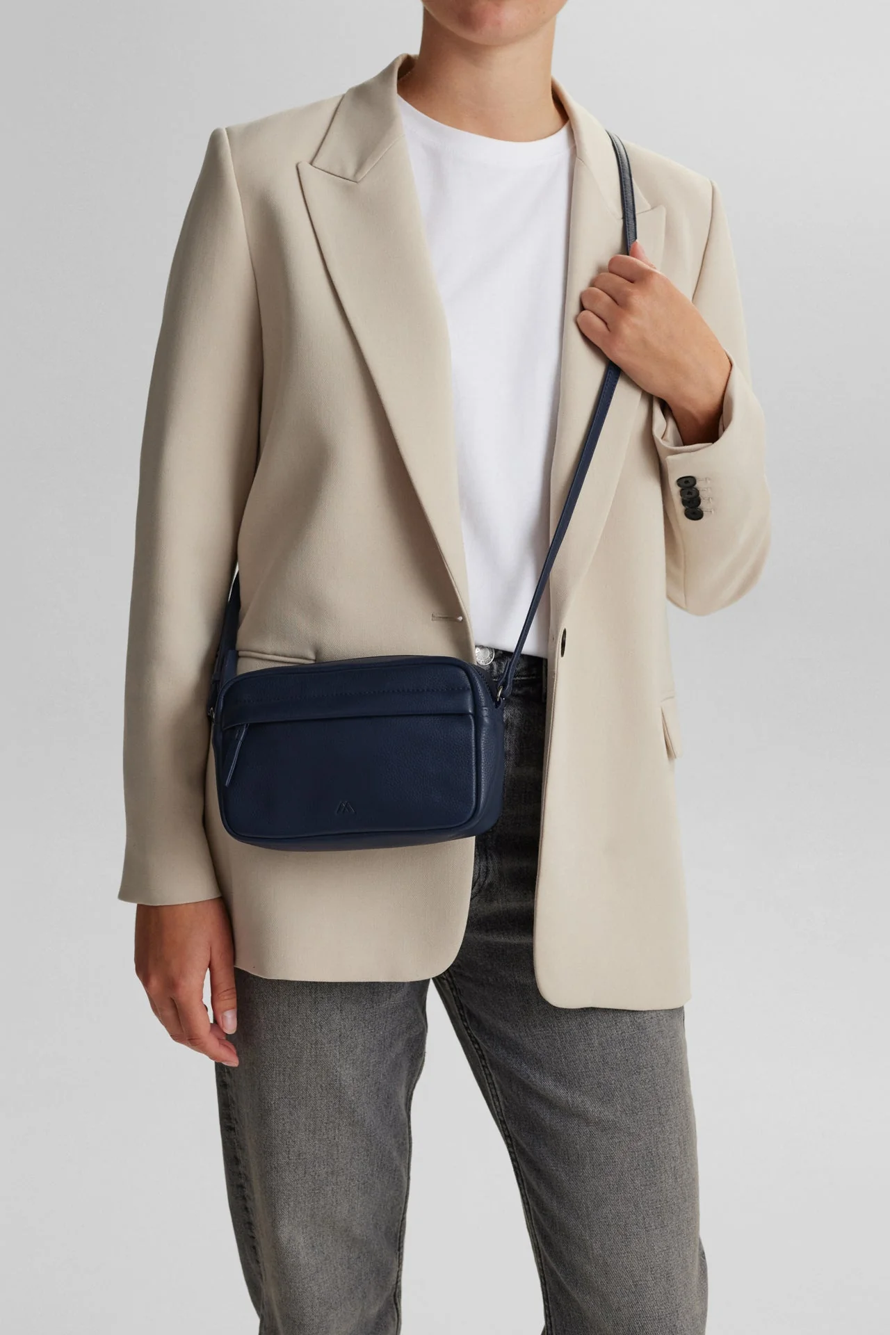 EditMBG Crossbody Bag - Image 2