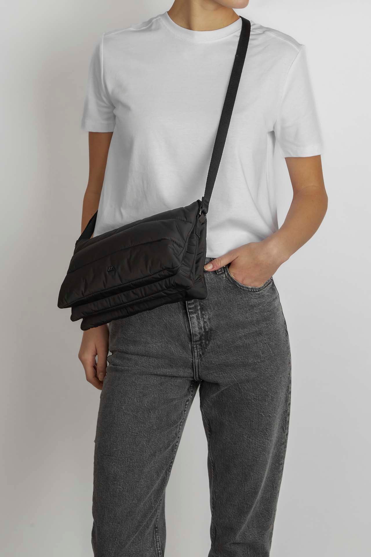 EneaMBG Crossbody Bag, Recycled - Image 2