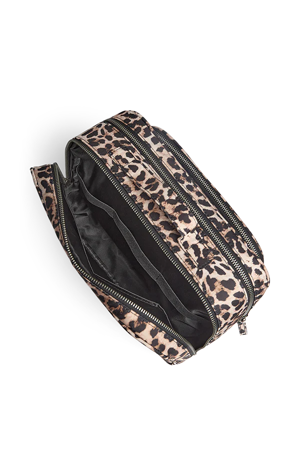 GuardMBG Toiletry Bag, Recycled - Image 7