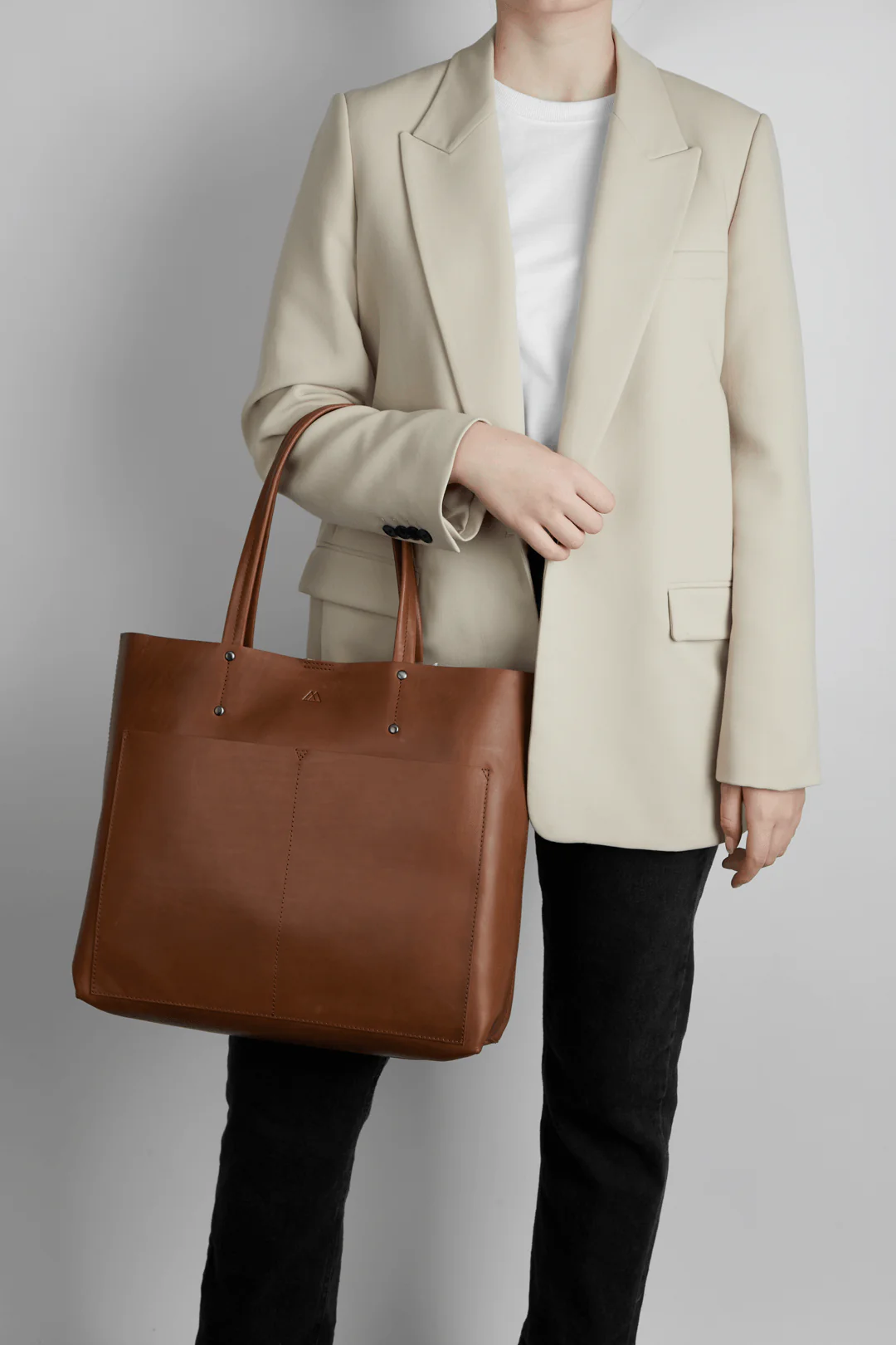 Jayda Shopper, Antique - Image 3