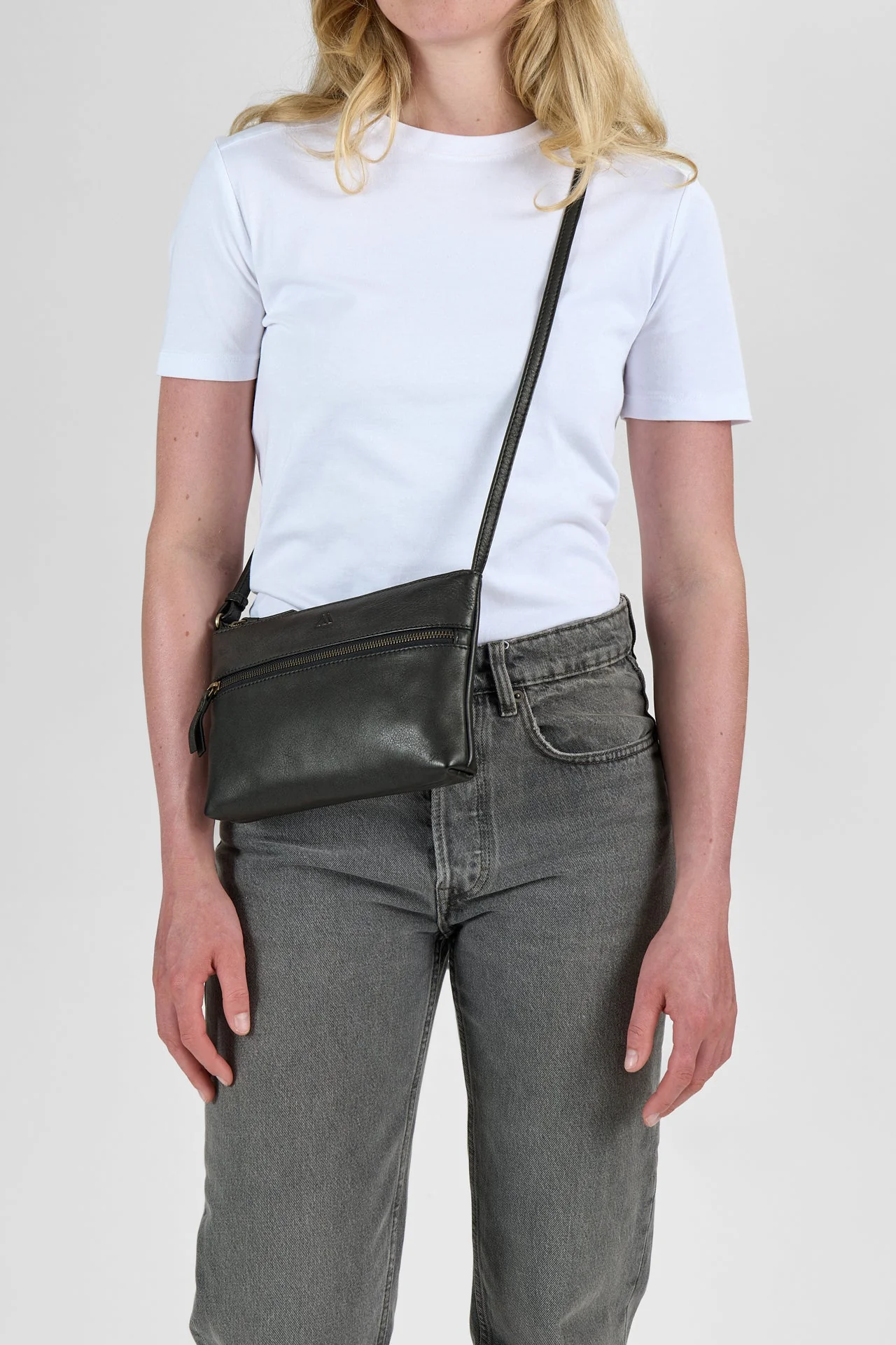 JolieMBG Crossbody Bag, Soft Vintage - Image 2