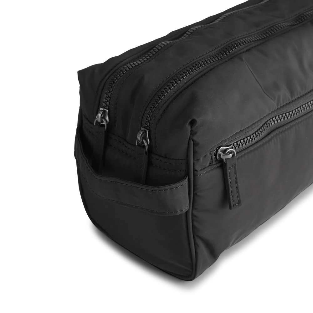 JosephineMBG Large Toiletry Bag, Recycled, Mega Puffer - Image 6