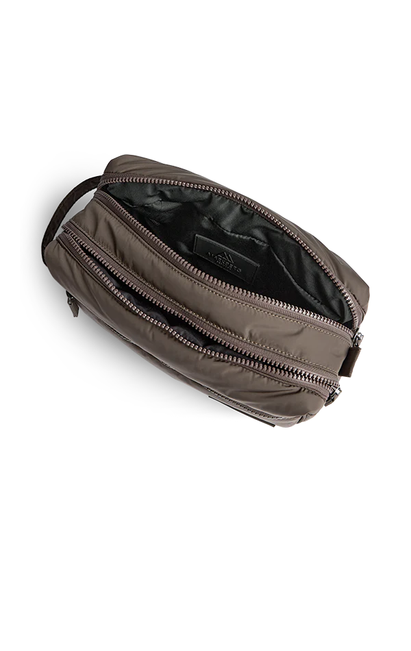 JosephineMBG Large Toiletry Bag, Recycled - Image 7