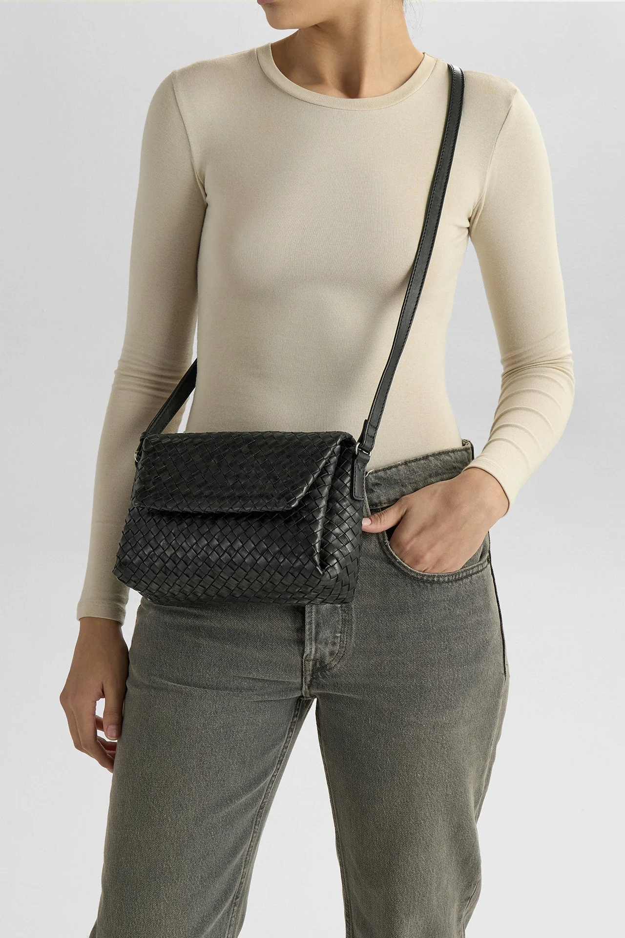 JulesMBG Crossbody Bag, Weave - Image 2