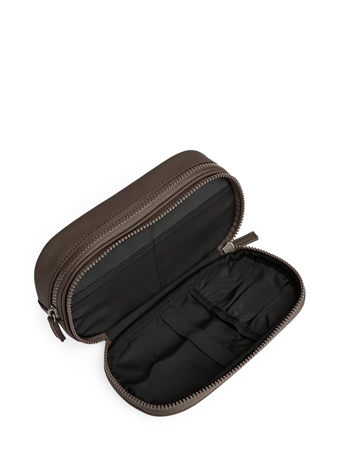JustMBG Toiletry Bag, Rubber - Image 5