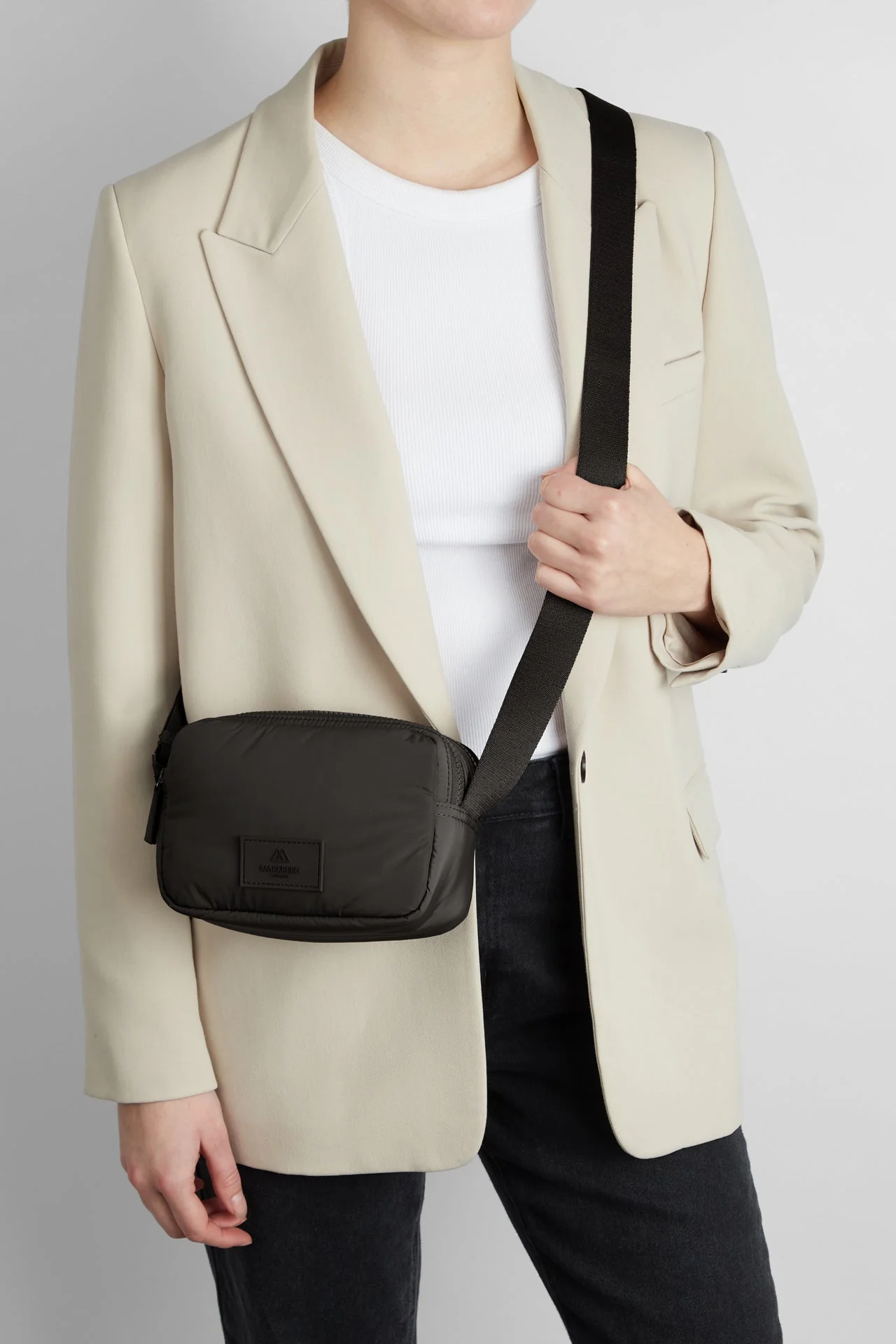 LessMBG Crossbody Bag, Recycled - Image 3