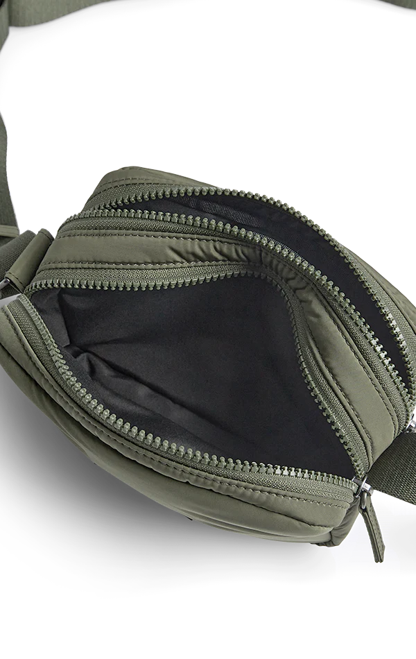 LessMBG Crossbody Bag, Recycled - Image 6