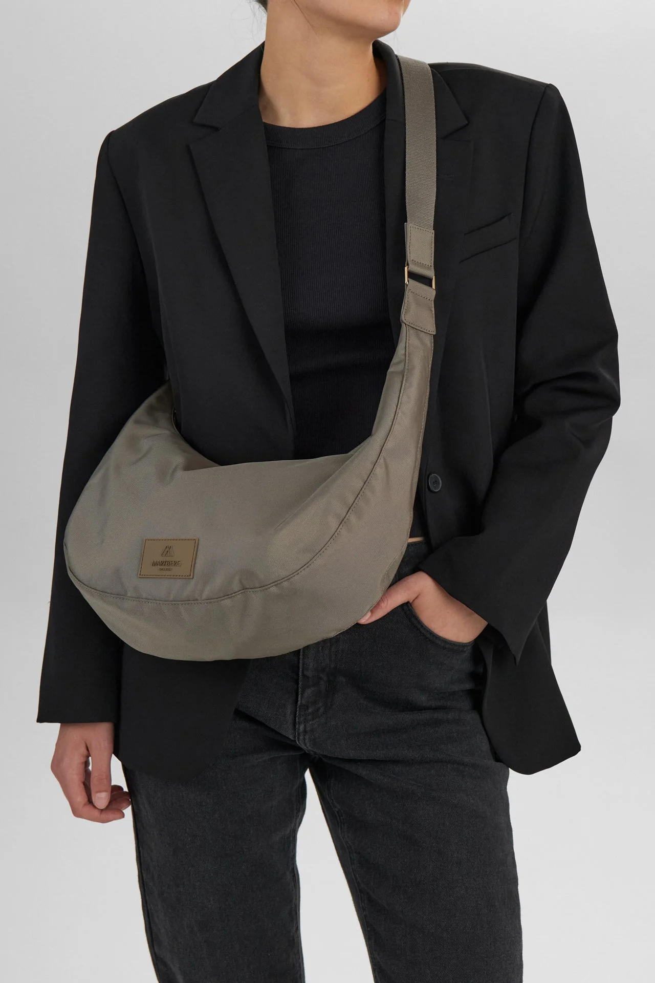 LigaMBG Crossbody Bag, Recycled - Image 3