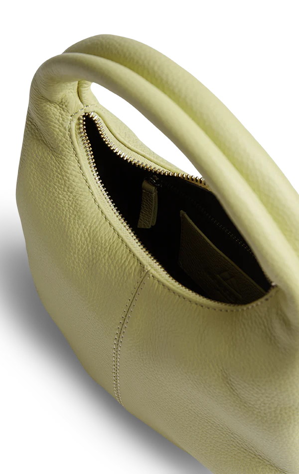 LuciaMBG Handbag, Grain - Image 7