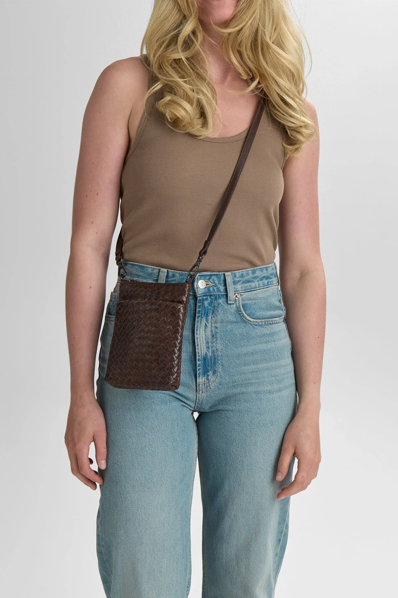 MaiaMBG Phone Bag, Weave - Image 2