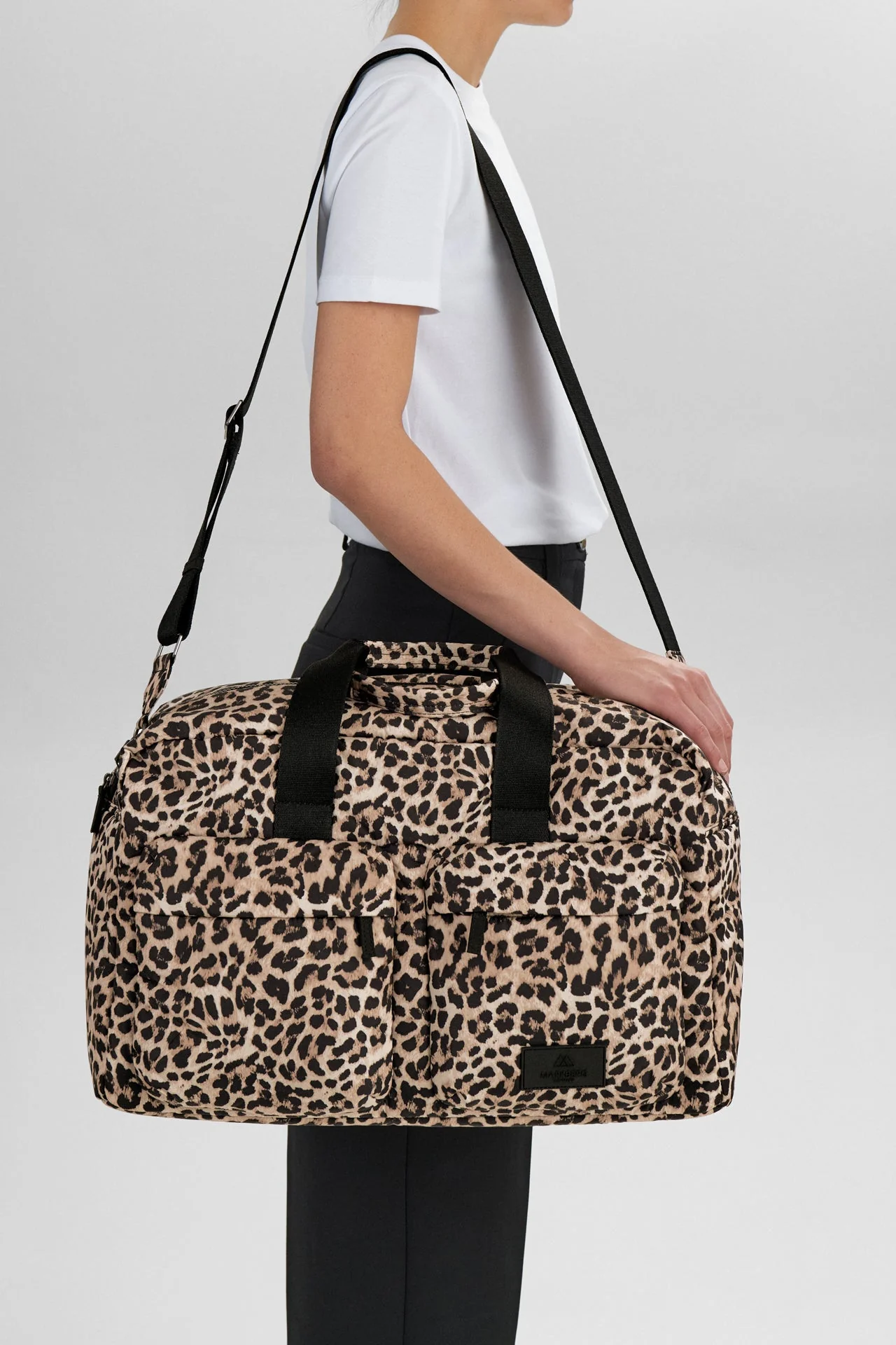 MoreMBG Leopard Weekend Bag, Recycled - Image 6