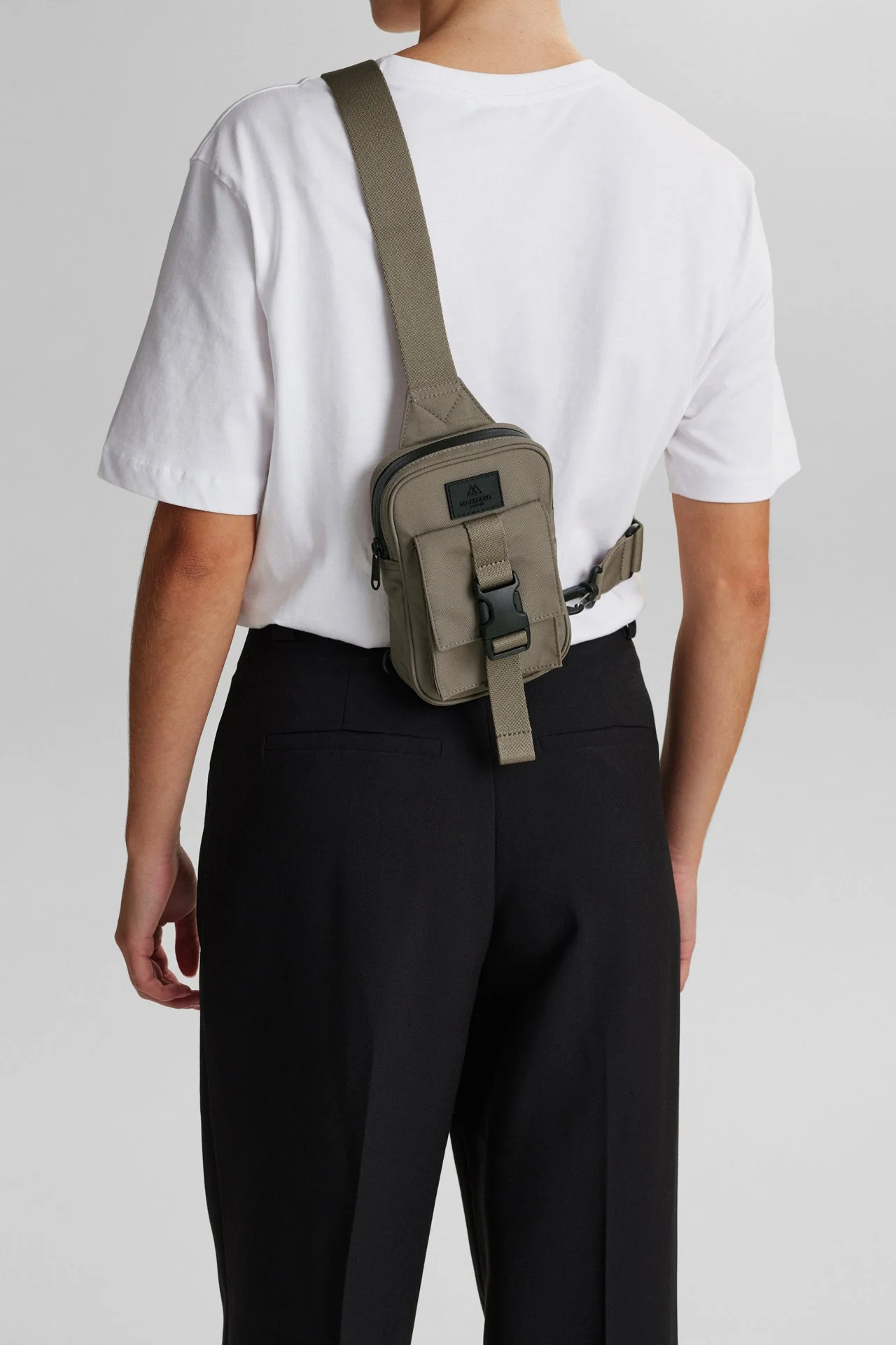 SouthMBG Sling Bag, Recycled - Image 4