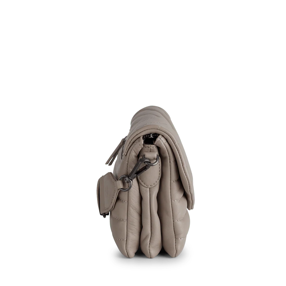 SusanaMBG Puffer Crossbody Bag - Image 5