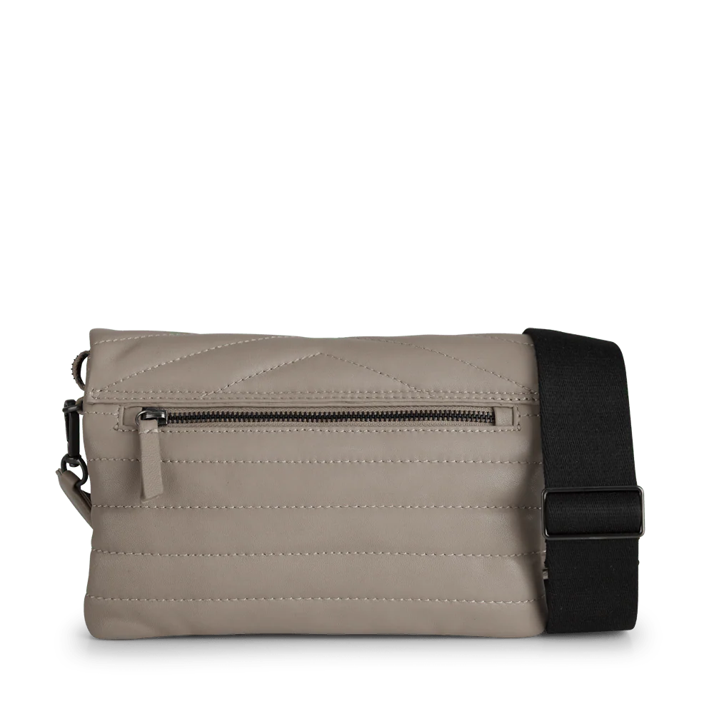 SusanaMBG Puffer Crossbody Bag - Image 6