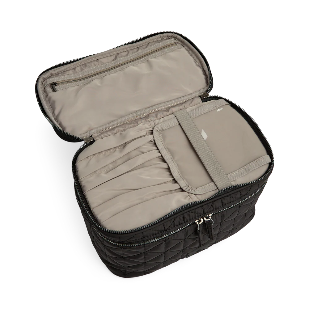 TreasureMBG Toiletry Bag, Quilted - Image 3