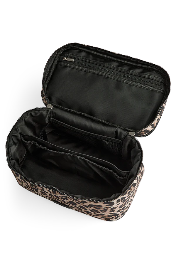 TreasureMBG Toiletry Bag, Recycled - Image 6