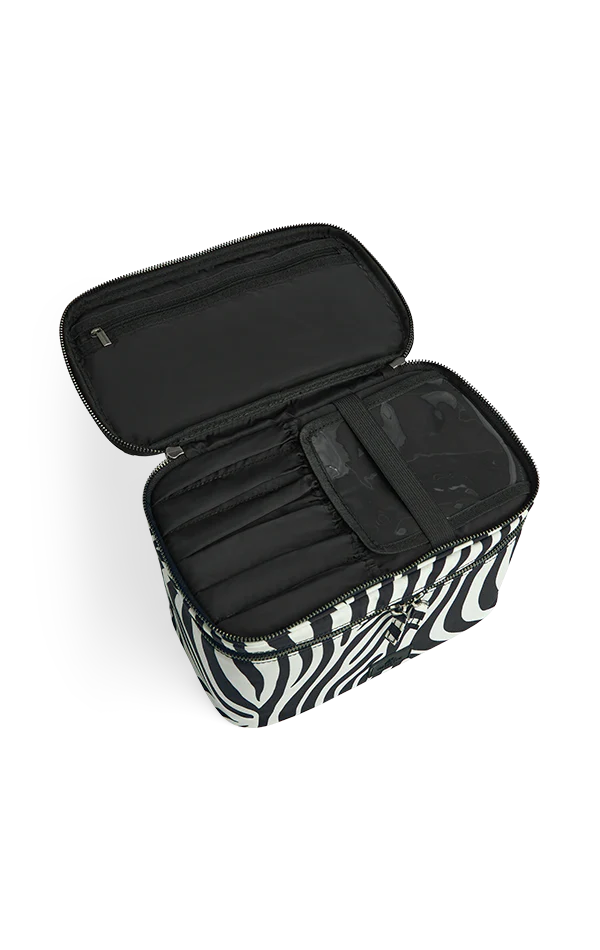 TreasureMBG Toiletry Bag, Recycled - Image 3