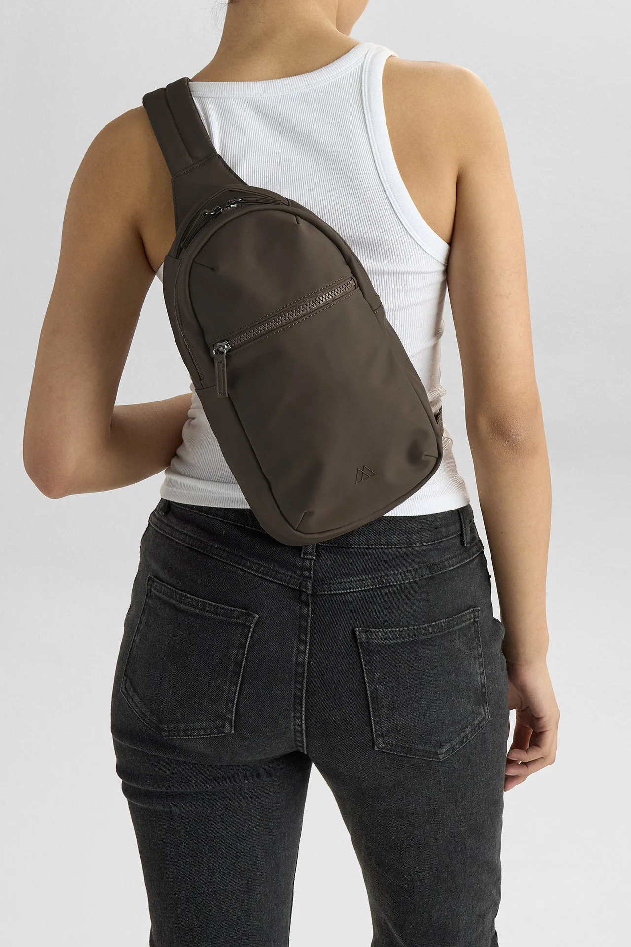 TrekMBG Sling Bag, Rubber - Image 2