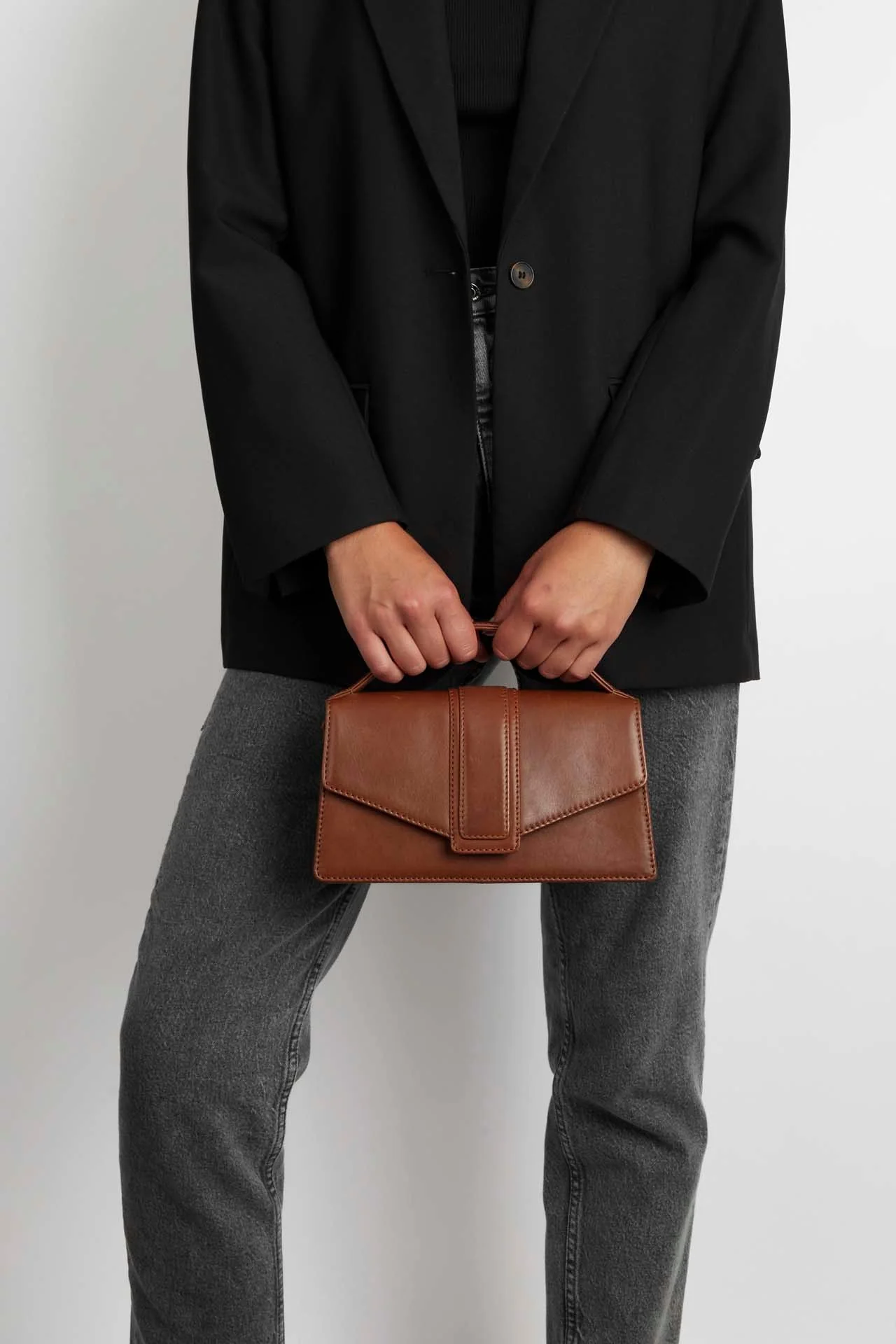 ZoeMBG Crossbody Bag, Antique - Image 5