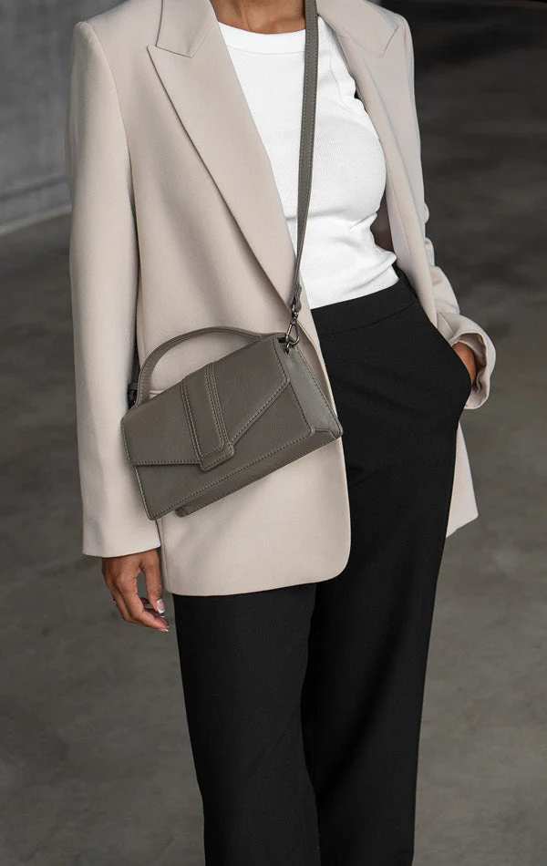 ZoeMBG Crossbody Bag - Image 4